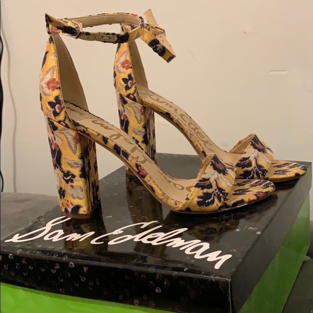 Sam Edelman Gold Yaros NWT